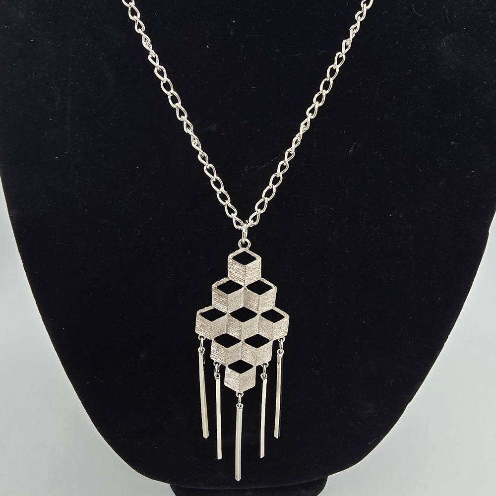 Vintage Listner Necklace Beautiful MCM Silver-tone